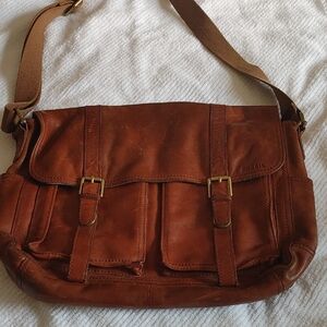 Fossil Tan Leather Messenger Bag